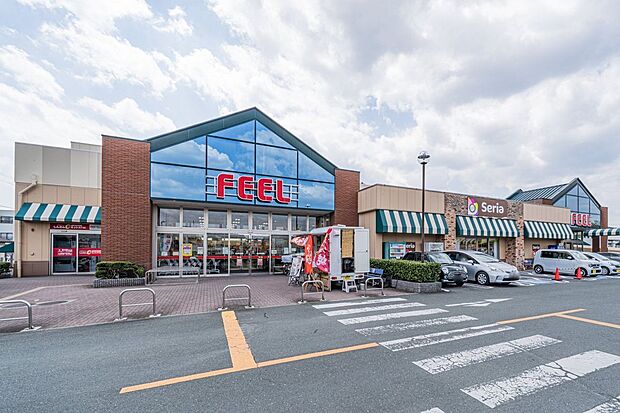フィール 豊川店（約850m）