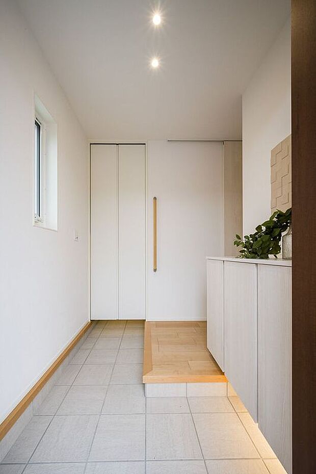 【玄関】■1号棟　玄関