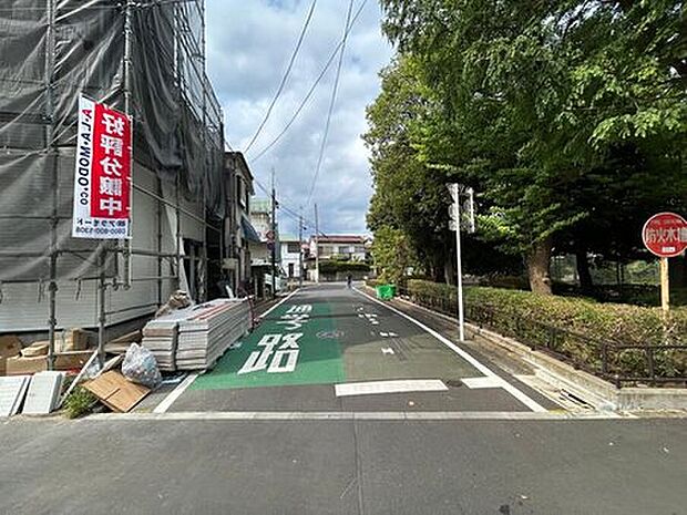 【前面道路】
・東側道路 幅員 約6.5m (区道)