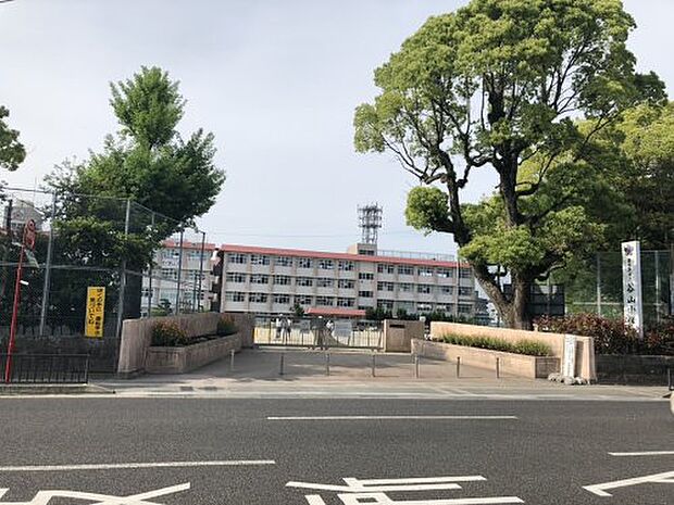 鹿児島市立谷山小学校