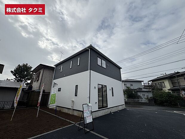 2号棟外観北西道路より撮影