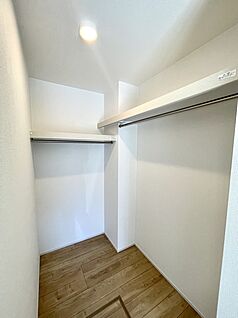 ウォークインクローゼット