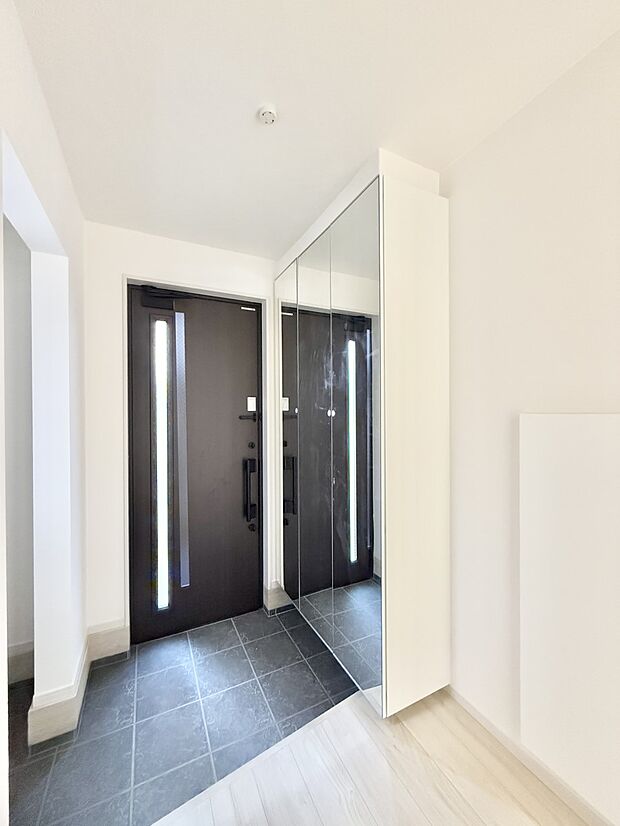 ■ ここから始まる一日、すっきり整った玄関