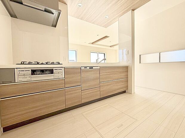 ■シンプルで機能的、毎日使いやすいキッチン