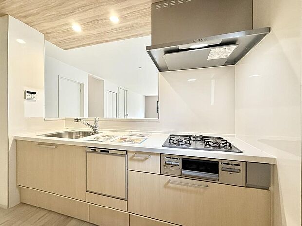 ■家族の絆を深める、温もりのあるキッチン