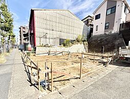東急田園都市線「梶が谷」駅 バス乗車10分、上野川バス停下車 徒歩3分
