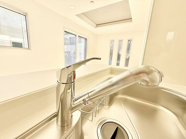 【浄水器】■不純物をしっかり除去して安心して飲めます