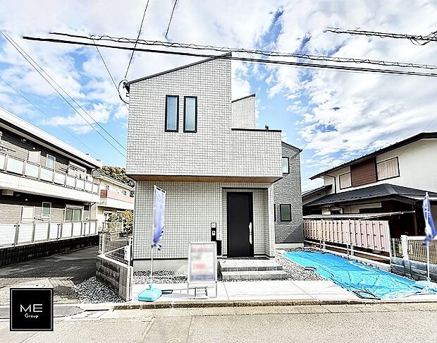 【現地外観写真】■暮らしを豊かにする充実した仕様設備で快適に