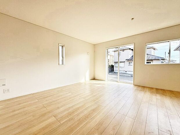 【リビングダイニング】■シンプルだけど贅沢、大切な人と過ごす心がほどける空間