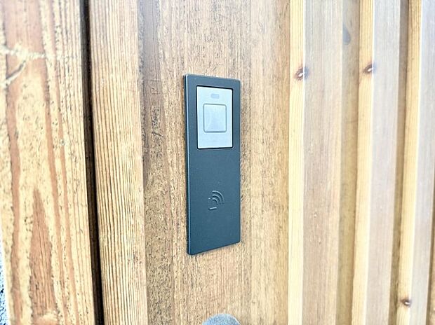 【スマートキー】■鍵を取り出さずに便利に操作できて快適