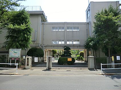 小中一貫村山学園中学校 450m(6分)