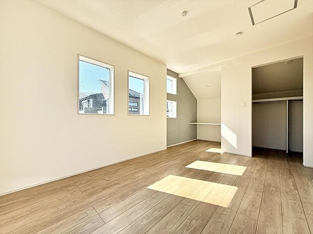 【子供部屋】■仕事や勉強のスペースに使うことで、集中しやすく静かな環境が整います