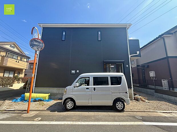 【現地外観写真】■快適な駐車スペースで安心