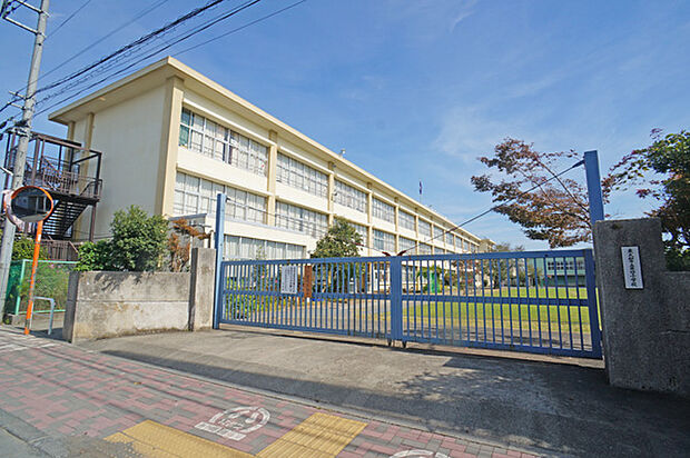 東大和市立第四小学校（約526m・徒歩7分）