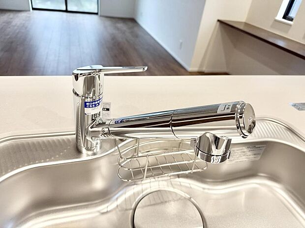 【浄水器】■清潔でおいしい水を手軽に供給してくれます