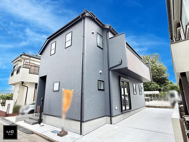【現地外観写真】1号棟  ■家族みんなが笑顔で過ごせる、安心感のある住まい