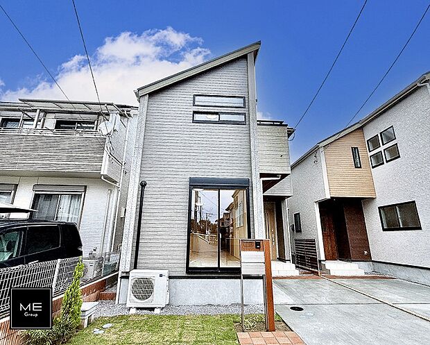 【現地外観写真】1号棟  ■暮らしを彩る充実した設備仕様が備わった住まい