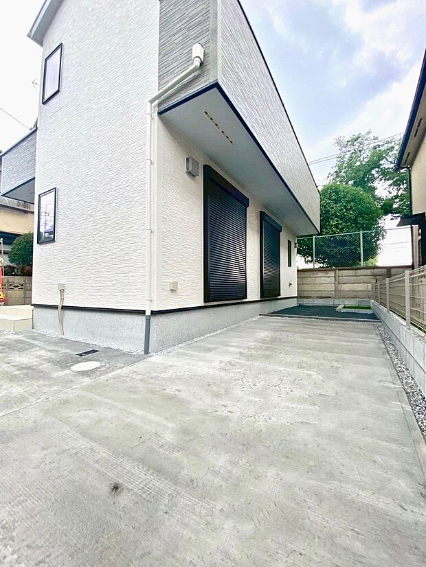 【駐車場】1号棟 ■快適な駐車スペースで安心