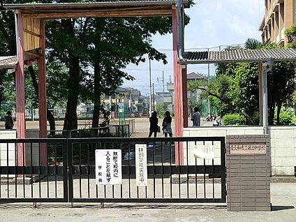 東大和市立第三中学校 430m(6分)
