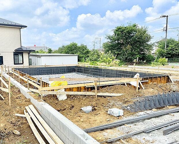 【現地外観写真】4号棟 ■暮らしを豊かにする充実した仕様設備で快適に
