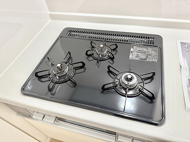 【3口ガスコンロ】■清潔でおいしい水を手軽に供給してくれます