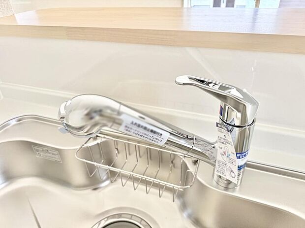 【浄水器】■不純物をしっかり除去して安心して飲めます