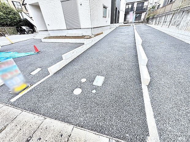 【駐車場】2号棟 ■快適な駐車スペースで安心