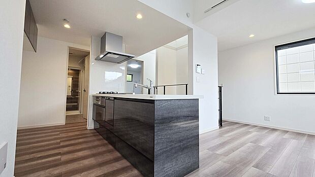 【キッチン】お手入れらくらくシステムキッチン！