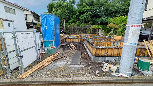 【現況：2026年6月撮影】個性豊かな間取りプランの新築分譲住宅全2棟！1号棟は4LDKのゆとりある間取りプラン！2号棟は大容量のファミリークロークのある収納スペースが豊富な間取りプラン！