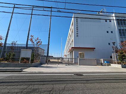 練馬区立大泉西中学校 1060ｍ