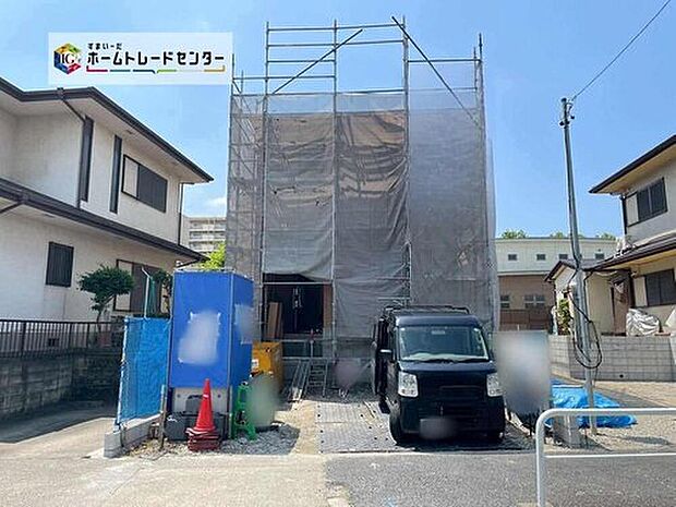 全２邸☆２号棟
完成に向けて現在建築工事中です☆土日・平日を問わず毎日モデルハウスにて物件説明会を開催中☆お気軽にお問い合わせ下さい☆