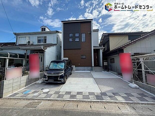 全１邸☆　並列駐車３台可能♪
完成しておりますので、室内ご内覧いただけます♪ご不明点等、スタッフがしっかりと説明させていただきます！お気軽に０１２０-８８８-９８３までお問い合わせください♪