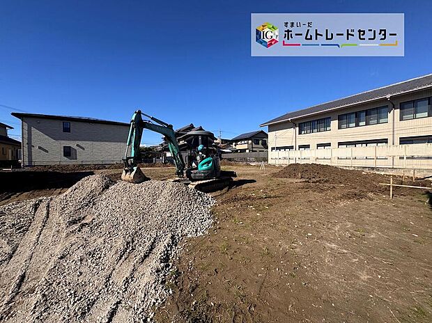 【前面道路含む現地写真】住宅の構造や設備仕様・完成イメージなどのご質問はいつでもお気軽にお問い合わせ下さいませ☆資料もお送りいたします♪