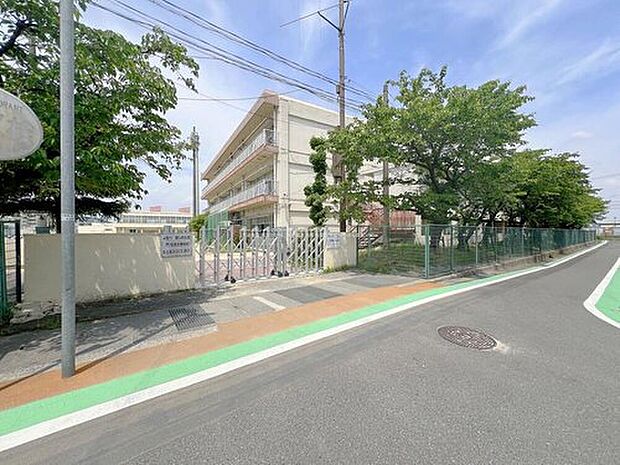 大治町立大治中学校（約1,800m）