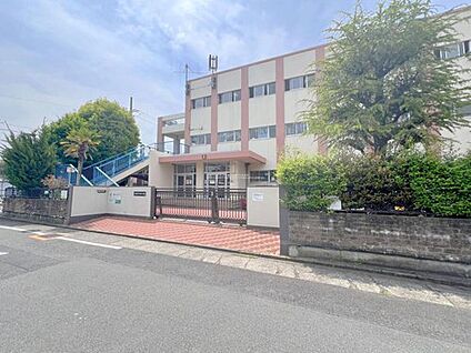 名古屋市立稲西小学校 450m(徒歩6分)