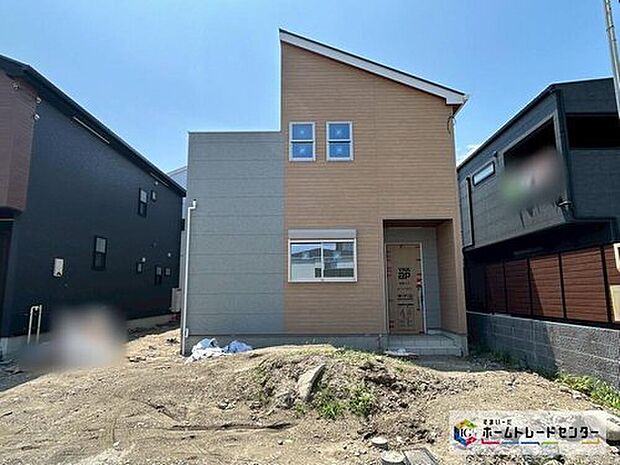 【現地外観写真】全2邸☆1号棟
住宅の構造や設備仕様・完成イメージなどの資料もお送りいたします♪お気軽にお問い合わせ下さい☆