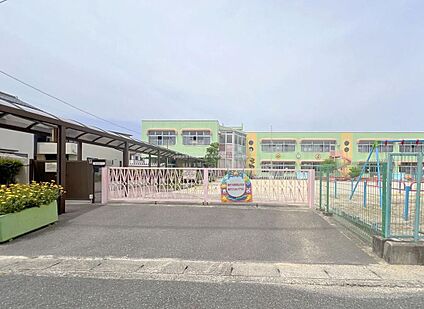 新居屋保育園 1440m(徒歩18分)