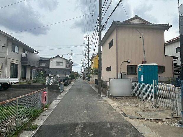【前面道路含む現地写真】資料送付・ご見学即対応!ご不明点等、スタッフがしっかりと説明させていただきますので、安心して現地をご覧ください♪