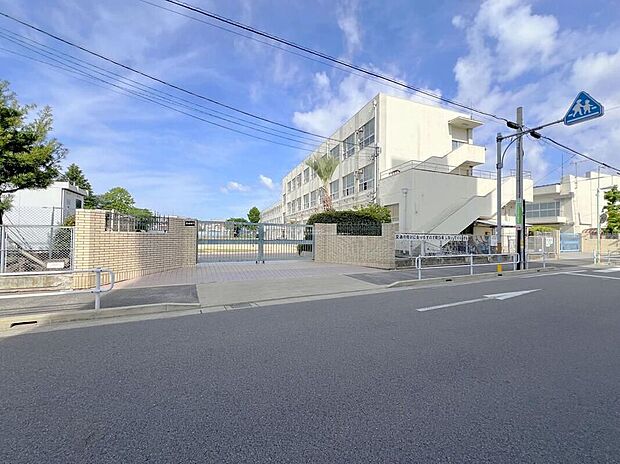 名古屋市立日吉小学校(約600m)