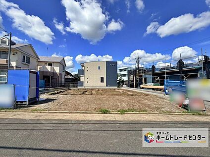 【前面道路含む現地写真】