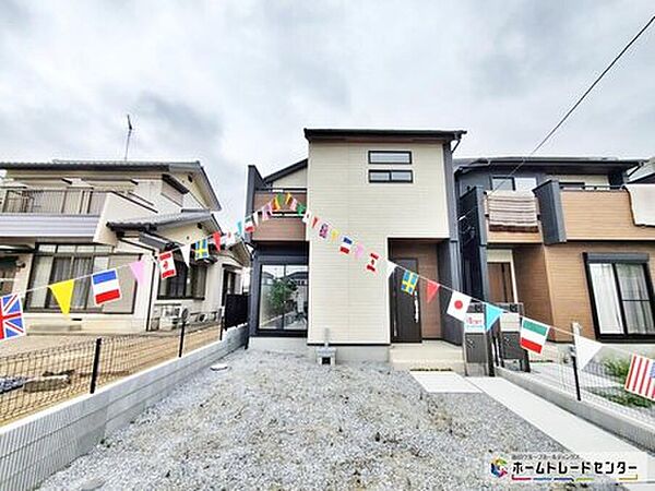 ◆東武伊勢崎線「花崎」駅までバス10分♪「花崎三丁目」停歩5分♪
◆東武伊勢崎線「加須」駅まで徒歩25分♪さまざまな設備や間取りを現地でご確認ください！お問い合わせお待ちしております◎