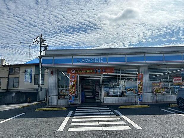 ローソン嵐山町むさし台店（約320m）