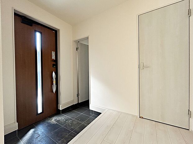 【玄関】１号棟