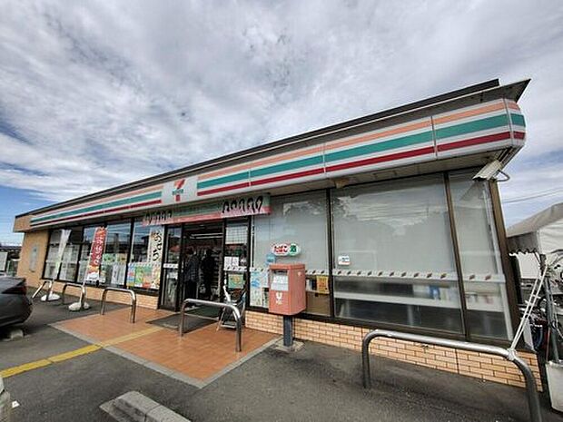 セブンイレブン鴻巣屈巣店（約480m）