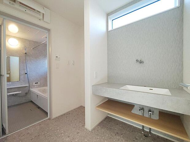 【洗面台・洗面所】【1号棟】洗面室です。