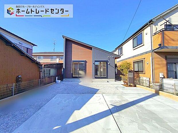 【現地外観写真】ご予約をいただければ、平日や夜間でもご案内は可能です。お仕事の形態が多様化しておりますので、決まったお時間では中々身動きが取れないお客様も多いかと思います。お気軽にお申し出ください。