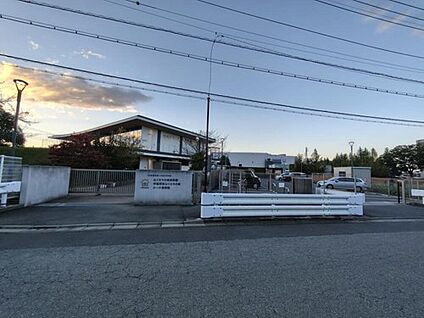 ふくろうの森保育園 1689ｍ(徒歩22分・ 車4分)