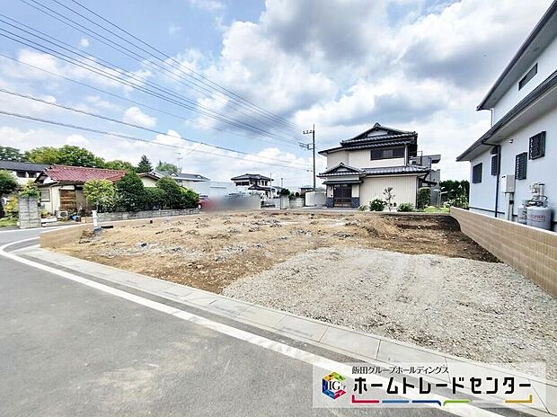 【現地外観写真】今から見たい！大歓迎です♪ お気軽にホームトレードセンターまでお問い合わせください。 閑静な街並みの分譲地を是非現地にてご覧ください。