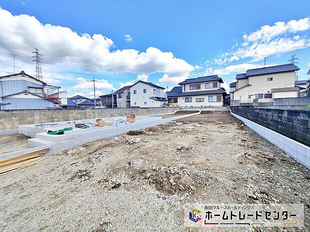 【現地外観写真】【2026年9月撮影】今から見たい!大歓迎です♪ お気軽にホームトレードセンターまでお問い合わせください。 閑静な街並みの分譲地を是非現地にてご覧ください。