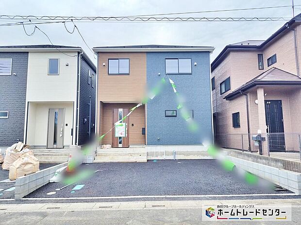 【現地外観写真】ご予約をいただければ、もちろん平日や夜間でもご案内は可能です。お仕事の形態が多様化しておりますので、決まったお時間では中々身動きが取れないお客様も多いかと思います。お気軽にお申し出ください。